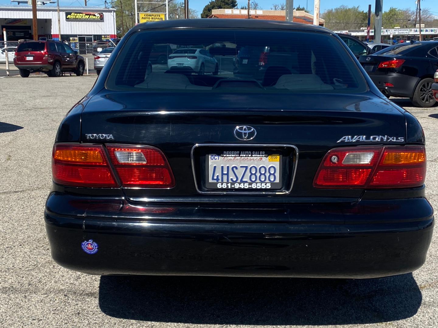 1999 Toyota Avalon XL (4T1BF18B9XU) with an 3.0L V6 SOHC 24V engine, 4-Speed Automatic Overdrive transmission, located at 44356 Date Ave., Lancaster, CA, 93534, (661) 945-6555, 34.688919, -118.139374 - Photo#1